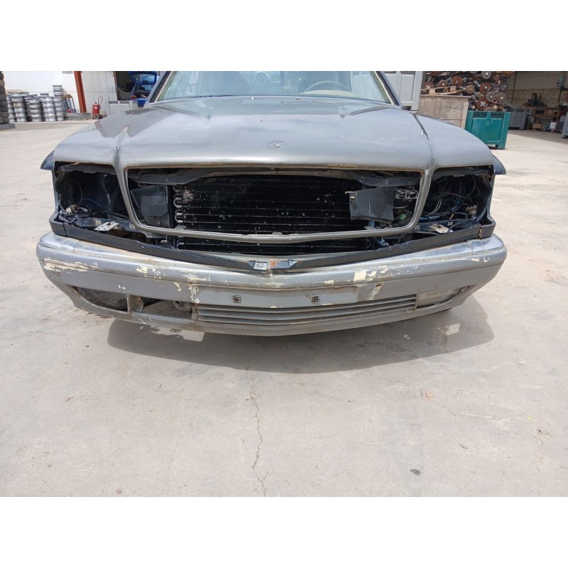 Recambio de paragolpes delantero para mercedes-benz clase s (w126) berlina+coupe sec 500 referencia OEM IAM   