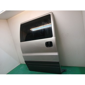 Recambio de puerta lateral corredera derecha para hyundai h 1 2.5 crdi cat referencia OEM IAM 770024A730  