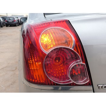Recambio de piloto trasero izquierdo para toyota avensis (_t25_) 2.2 d-4d (adt251_) referencia OEM IAM   