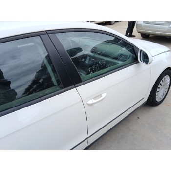 Recambio de puerta delantera derecha para volkswagen passat b6 (3c2) 2.0 tdi referencia OEM IAM   