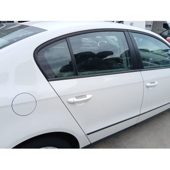 Recambio de puerta trasera derecha para volkswagen passat b6 (3c2) 2.0 tdi referencia OEM IAM   