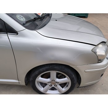 Recambio de aleta delantera derecha para toyota avensis (_t25_) 2.2 d-4d (adt251_) referencia OEM IAM 5381105040  