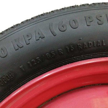 Recambio de neumatico repuesto para peugeot 308 sw sport referencia OEM IAM 2160718 3,5JX16 ET10 