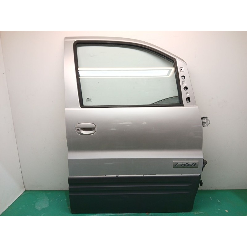 Recambio de puerta delantera derecha para hyundai h 1 2.5 crdi cat referencia OEM IAM 760044A302  