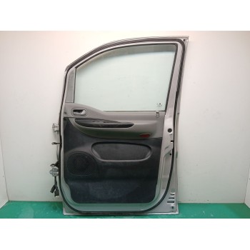 Recambio de puerta delantera derecha para hyundai h 1 2.5 crdi cat referencia OEM IAM 760044A302  