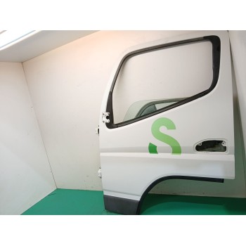 Recambio de puerta delantera izquierda para mitsubishi canter 4.05  plataforma 35 cabina individual (comfort) referencia OEM IAM