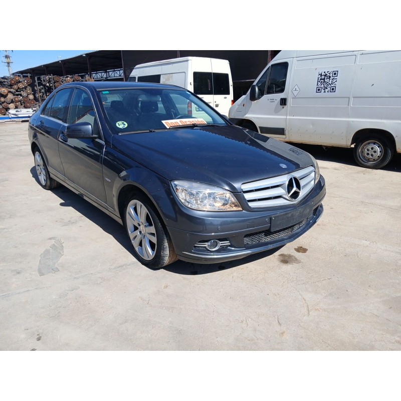 MERCEDES-BENZ CLASE C (W204)