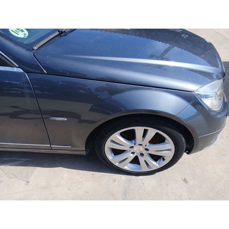 Recambio de aleta delantera derecha para mercedes-benz clase c (w204) c 200 cdi (204.007, 204.006) referencia OEM IAM   