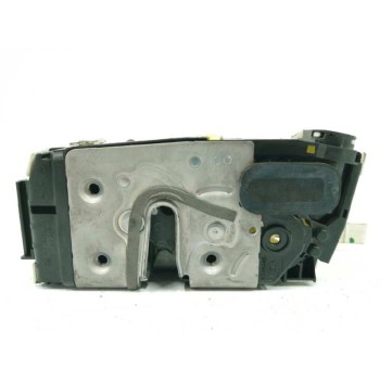 CERRADURA PUERTA TRASERA DERECHA A9067400935 DE CARGA 