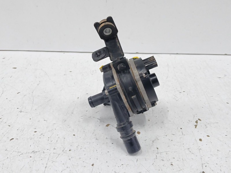 Recambio de bomba agua para kia niro i (de) 1.6 gdi hybrid referencia OEM IAM 369002B000  