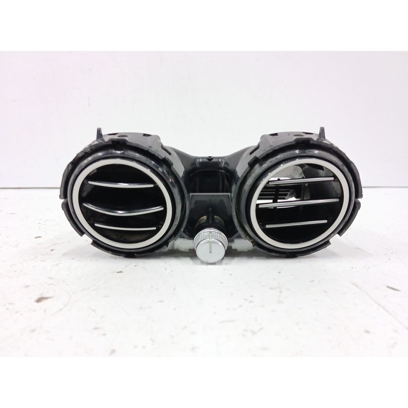 Recambio de rejilla aireadora para mercedes-benz clase c coupé (c205) c 180 (205.340) referencia OEM IAM A2058300501  