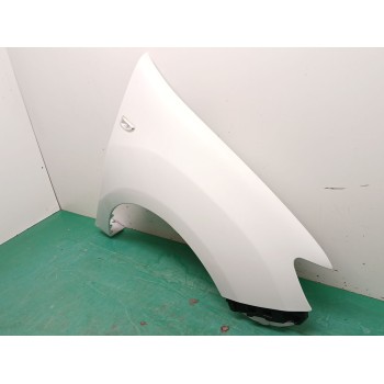 Recambio de aleta delantera derecha para dacia sandero ii 1.0 sce 75 (b8jc, b8jd) referencia OEM IAM   