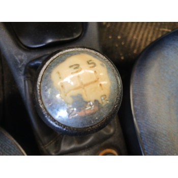 peugeot 206 berlina del año 2002