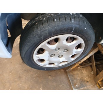 peugeot 206 berlina del año 2002