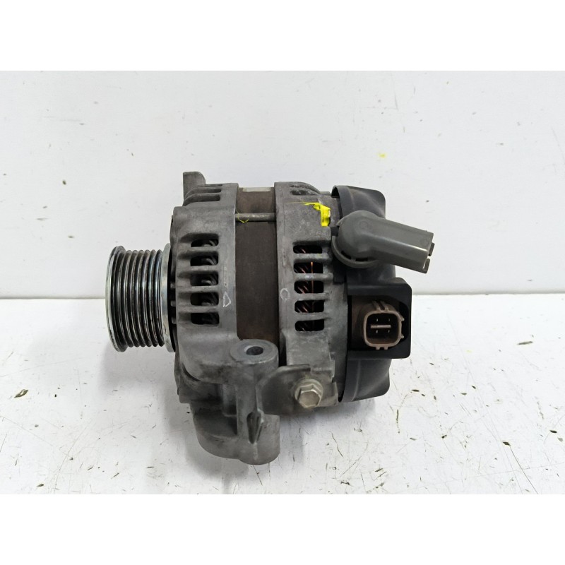 ALTERNADOR 1042104521