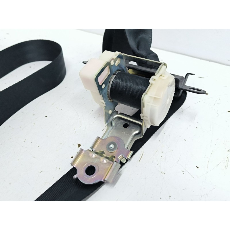 CINTURON SEGURIDAD TRASERO DERECHO 0433087