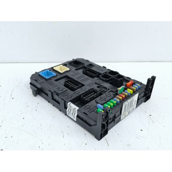 Recambio de caja reles / fusibles para peugeot partner tepee 1.6 hdi 90 referencia OEM IAM 967847708001  