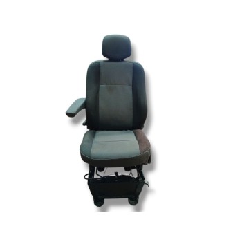 ASIENTO DELANTERO IZQUIERDO 