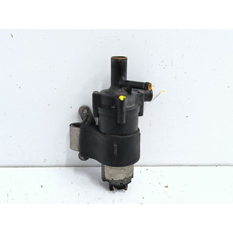 Recambio de bomba agua para mercedes-benz clase e (w210) e 300 d (210.020) referencia OEM IAM A2108300114  