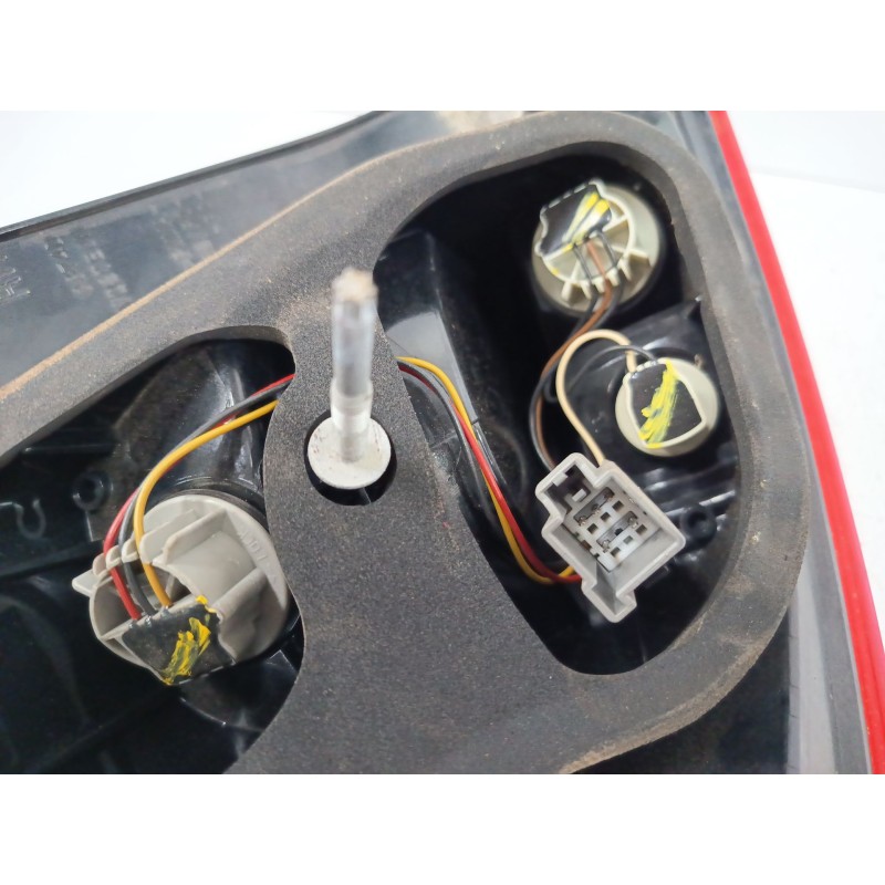 PILOTO TRASERO DERECHO