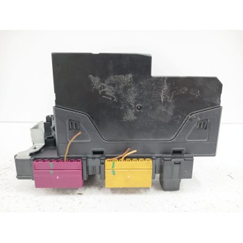 Recambio de caja reles / fusibles para mercedes-benz clase c coupé (c204) c 250 cdi (204.303) referencia OEM IAM 2049008601 2049