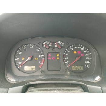 volkswagen golf iv berlina (1j1) del año 1998