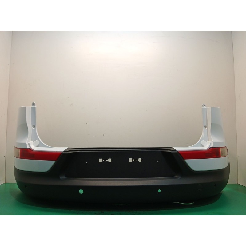 PARAGOLPES TRASERO
