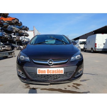 opel astra j (p10) del año 2013