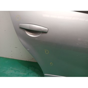 Recambio de puerta trasera derecha para dacia sandero 1.5 dci referencia OEM IAM 821006948R  