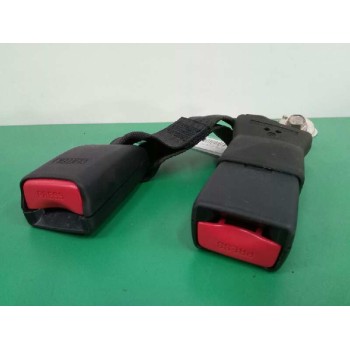Recambio de enganche cinturon derecho para mazda 6 lim. (gh) 2.2 de 129cv active (4 ptas.) referencia OEM IAM T86243B TRASERO 