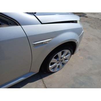 Recambio de aleta delantera derecha para opel tigra twintop (x04) 1.4 (r97) referencia OEM IAM   