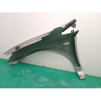Recambio de aleta delantera izquierda para ssangyong kyron 2.0 xdi referencia OEM IAM 5181109100 5181108C00 