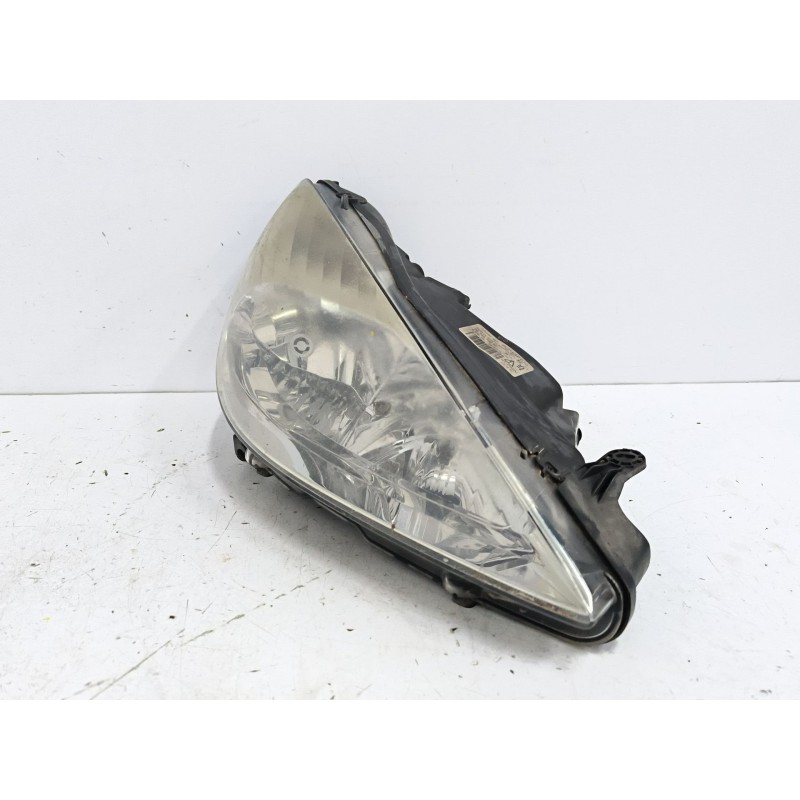 Recambio de faro derecho para peugeot 607 (9d, 9u) 2.2 hdi referencia OEM IAM 9654670880  
