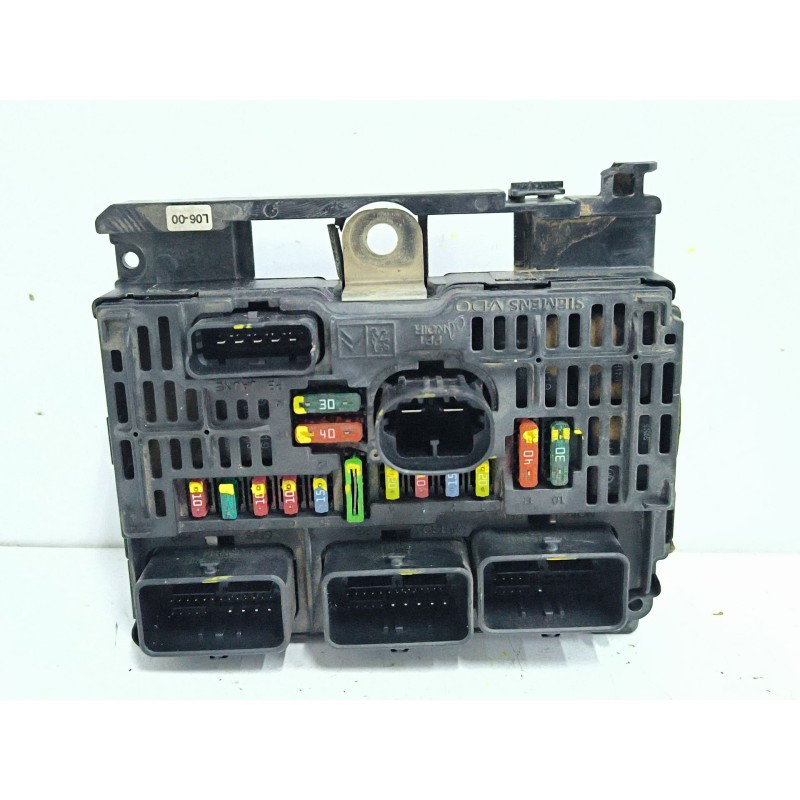 Recambio de caja reles / fusibles para peugeot 607 (9d, 9u) 2.2 hdi referencia OEM IAM 9657718780 S118983006 