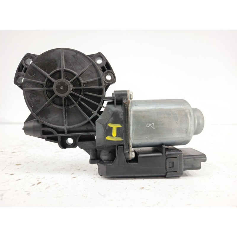 MOTOR ELEVALUNAS DELANTERO IZQUIERDO
