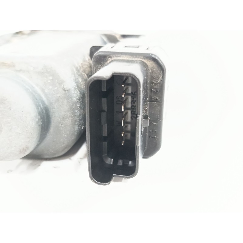 MOTOR ELEVALUNAS DELANTERO IZQUIERDO