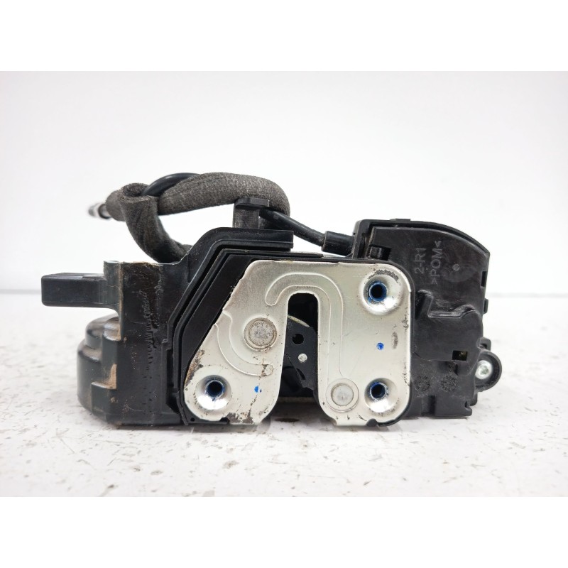 Recambio de cerradura puerta delantera derecha para kia sportage iii (sl) 1.6 gdi referencia OEM IAM 813203U010  