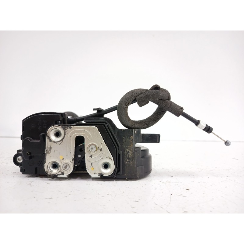 Recambio de cerradura puerta trasera izquierda para kia sportage iii (sl) 1.6 gdi referencia OEM IAM 814103U000  