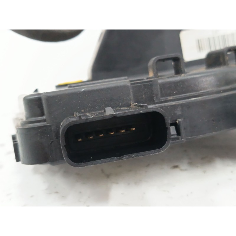CERRADURA PUERTA DELANTERA IZQUIERDA