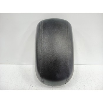 Recambio de apoyabrazos central para kia sportage iii (sl) 1.6 gdi referencia OEM IAM 846813U030  