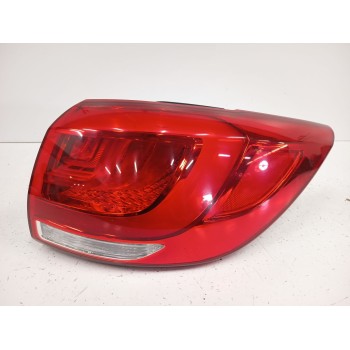 Recambio de piloto trasero derecho para kia sportage iii (sl) 1.6 gdi referencia OEM IAM 924023W610  