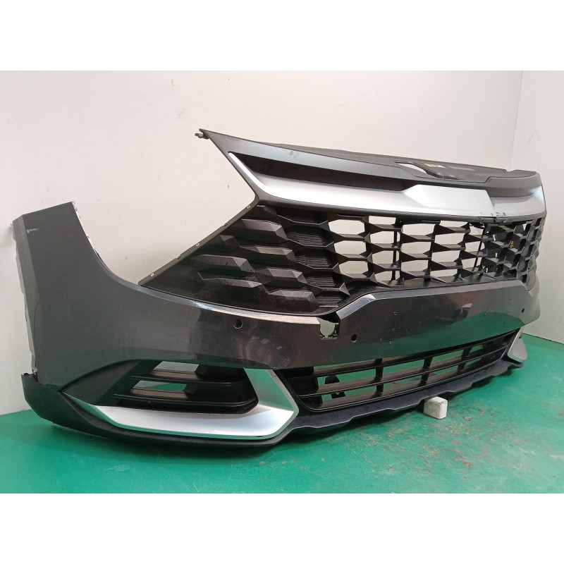 PARAGOLPES DELANTERO