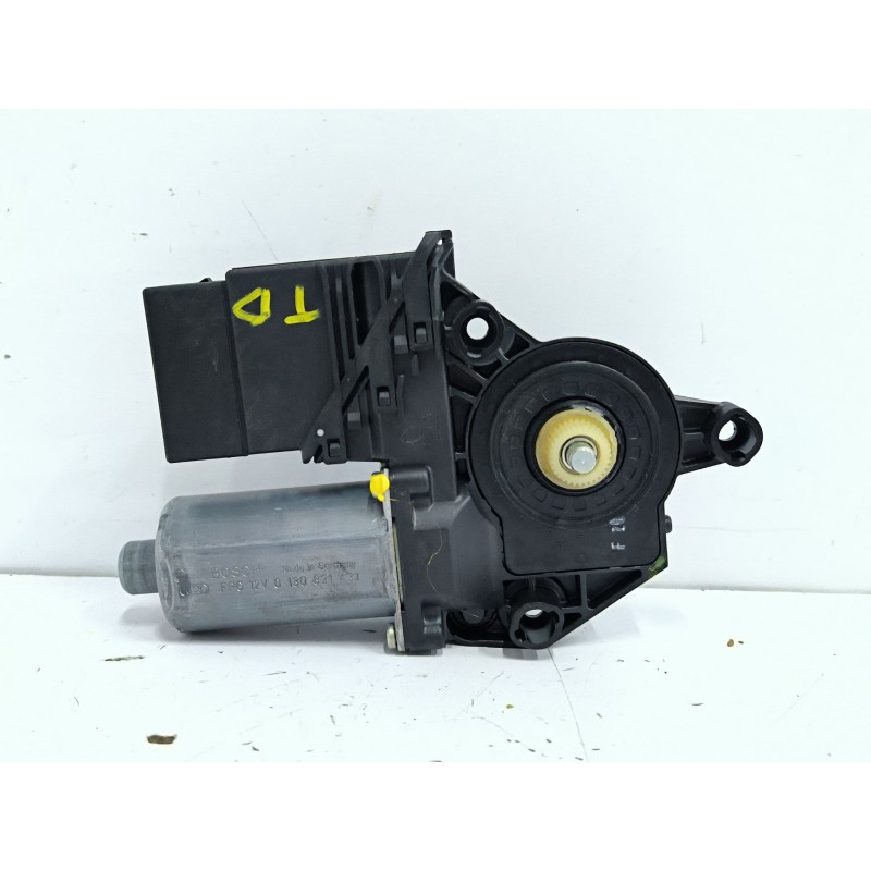 MOTOR ELEVALUNAS TRASERO DERECHO