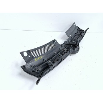 Recambio de rejilla delantera para volkswagen golf vi (5k1) 1.6 tdi referencia OEM IAM 5K0853653  