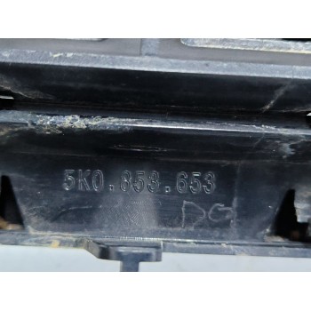 Recambio de rejilla delantera para volkswagen golf vi (5k1) 1.6 tdi referencia OEM IAM 5K0853653  