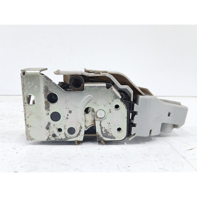 Recambio de cerradura puerta delantera izquierda para lancia ypsilon (312_) 1.2 (312.pxa1a, 312.yxa1a) referencia OEM IAM 519260