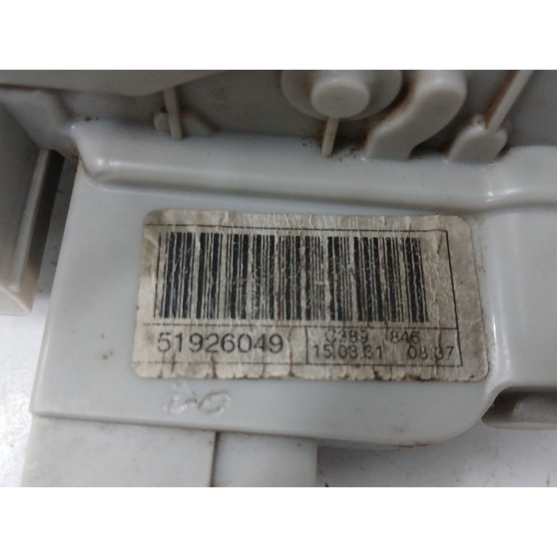 CERRADURA PUERTA DELANTERA IZQUIERDA