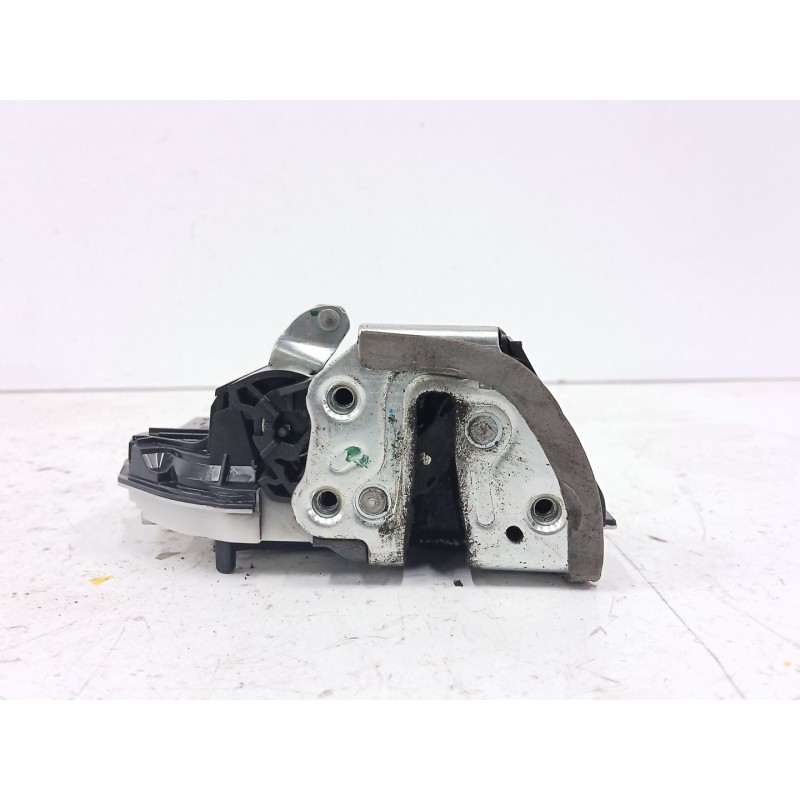 Recambio de cerradura puerta trasera izquierda para toyota aygo (_b4_) 1.0 (kgb40) referencia OEM IAM   