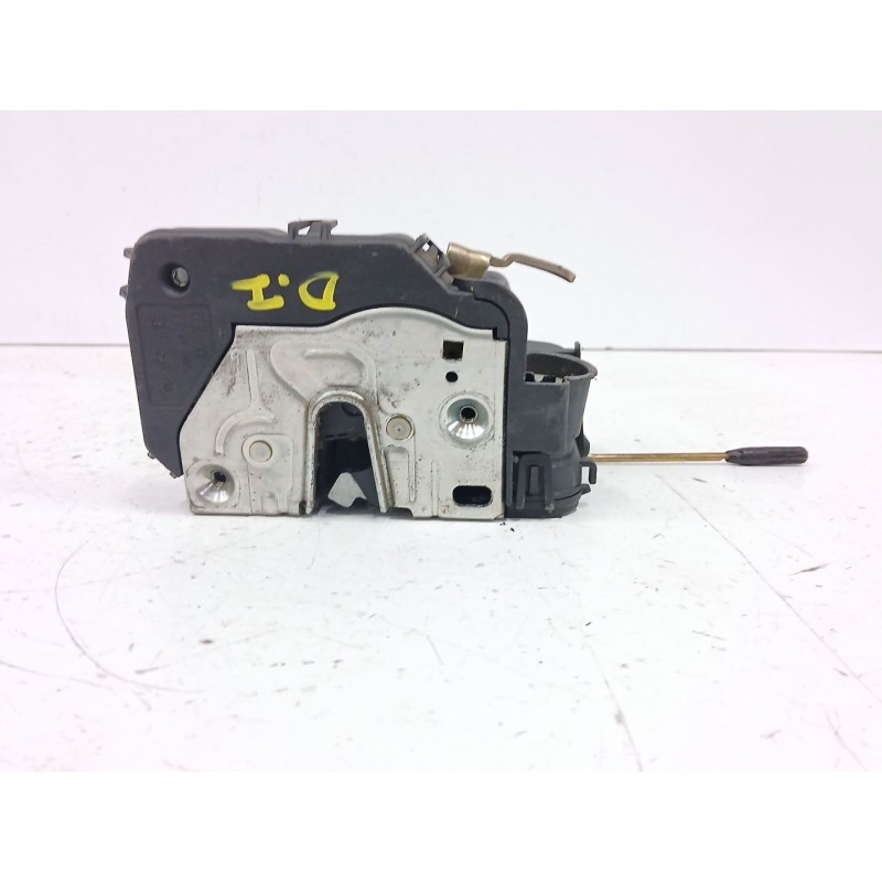 Recambio de cerradura puerta delantera izquierda para mercedes-benz clase c (w203) c 220 cdi (203.006) referencia OEM IAM   