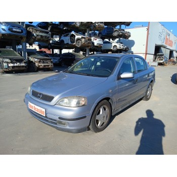 opel astra g sedán (t98) del año 2000